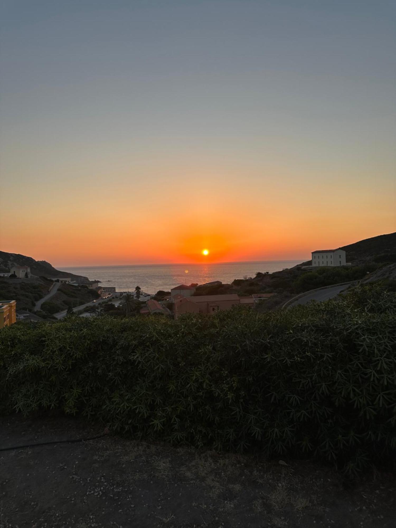 B&B Calata Di Soli Miniera dell'Argentiera Bagian luar foto