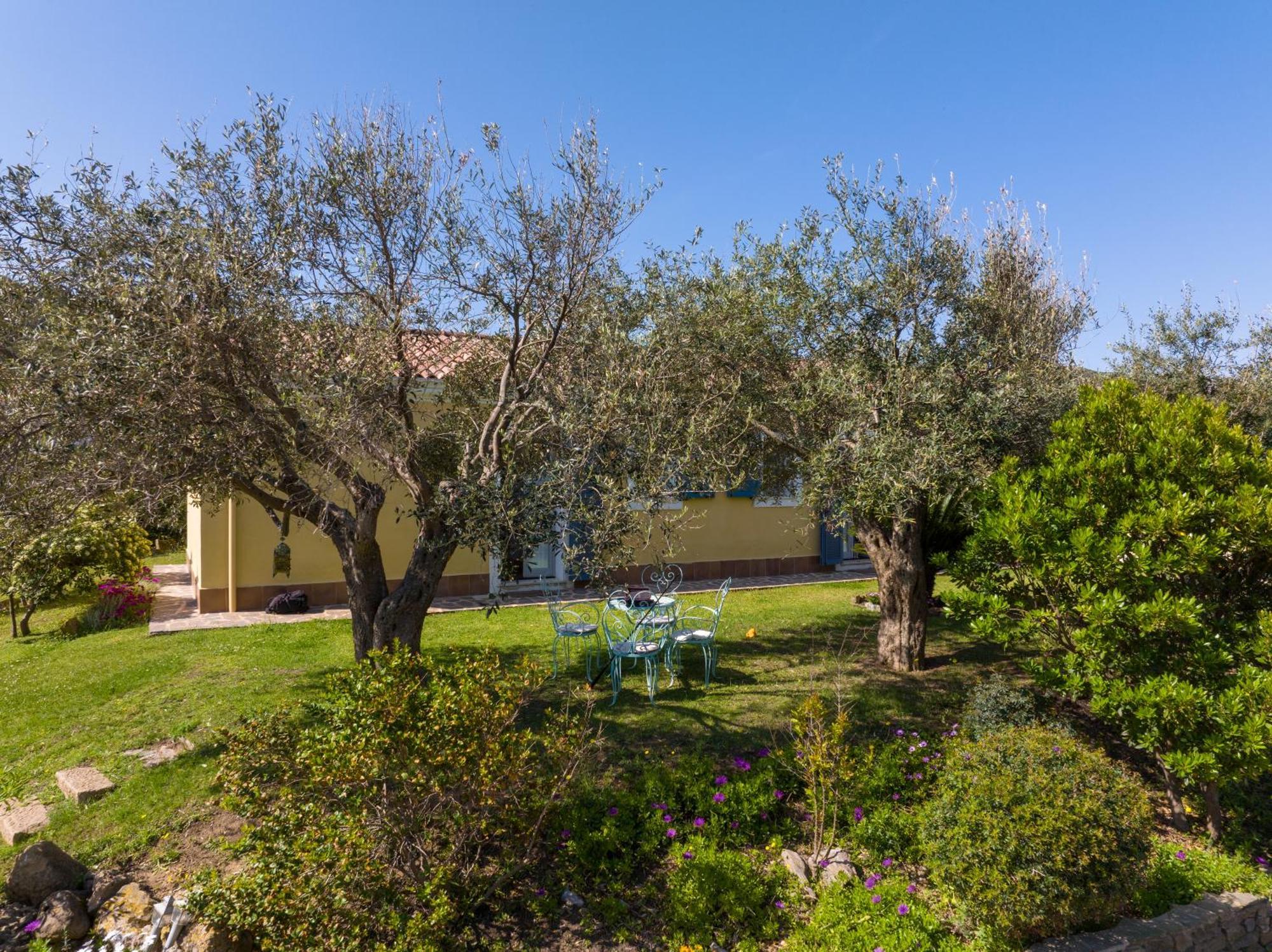 B&B Calata Di Soli Miniera dell'Argentiera Bagian luar foto
